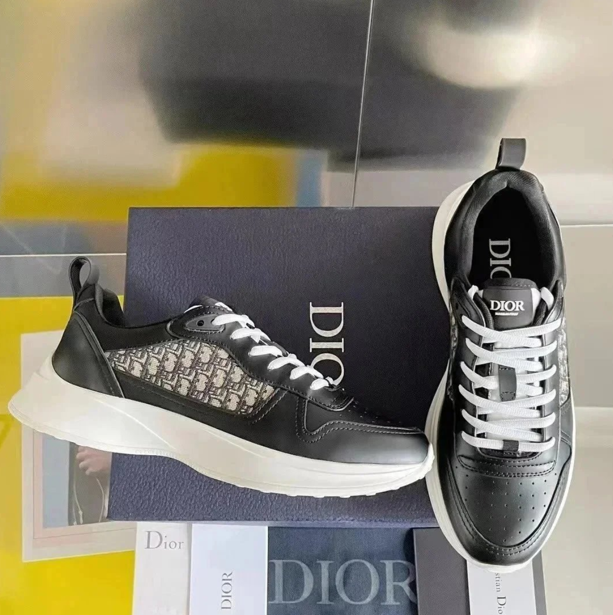 Men Dior B25 Runner Sneaker