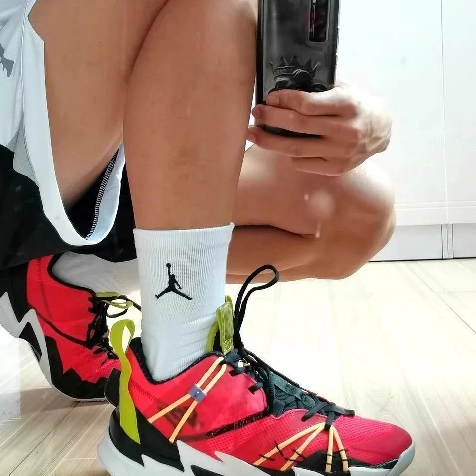 Air Jordan 37 Basketball Shoes Red Black Neon Green